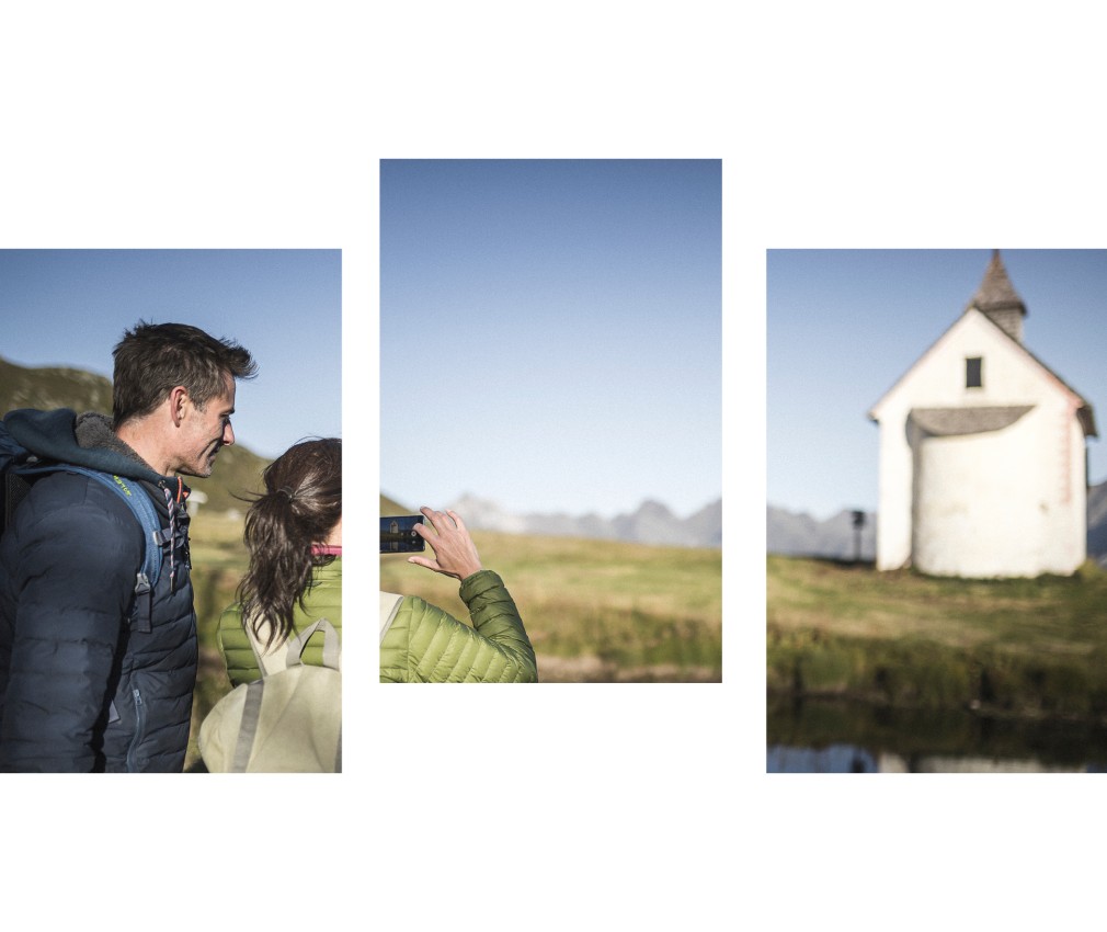 miramor: Hiking, trail running and mountaineering in Ratschings, South Tyrol A holiday couple in front of a church on the mountain pasture in Ratschings