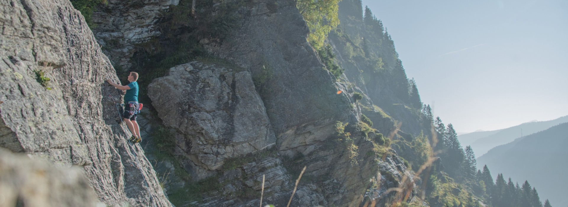 miramor: Nature climbing in the Stohlwond at the head of the Ratschings valley The host climbing the steep rock faces of Ratschings